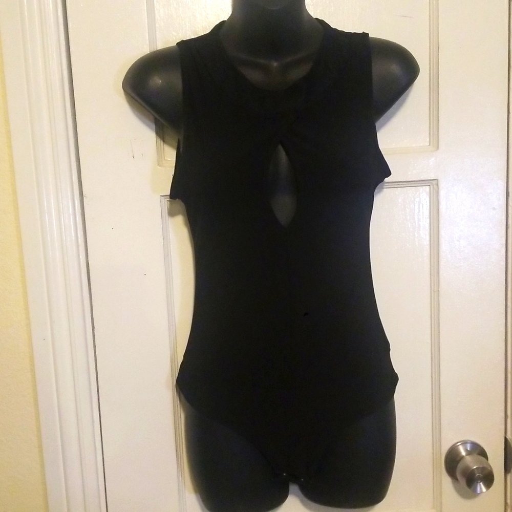 4S5.  Minette body suit
